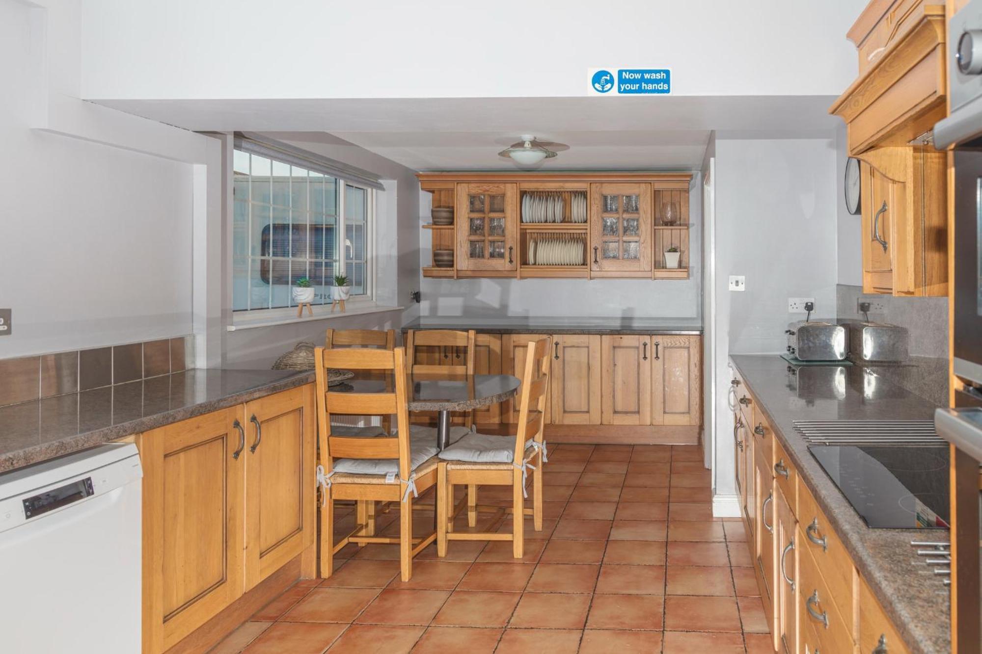 Whitton Serviced 4*